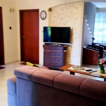 Leander Vendeghaz Гостевой дом Денешдиаш