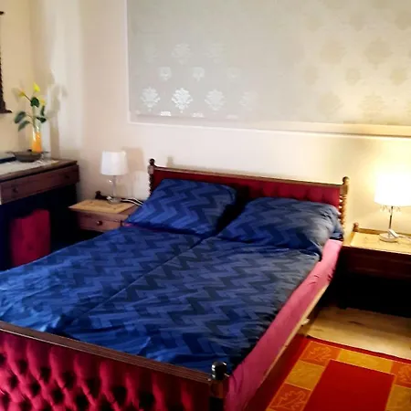 בית הארחה Leander Vendeghaz גיינסדיאס