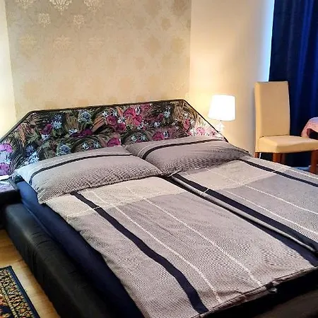 Leander Vendeghaz Гостевой дом 3*