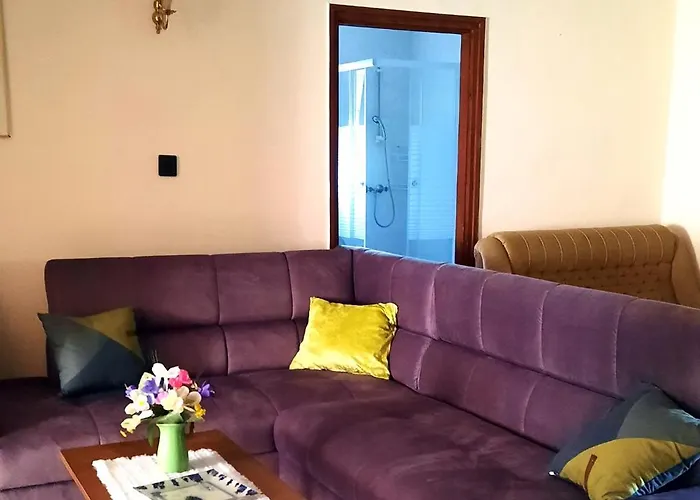 Leander Vendeghaz Vendégház