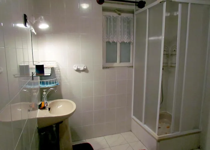 Vendégház Leander Vendeghaz